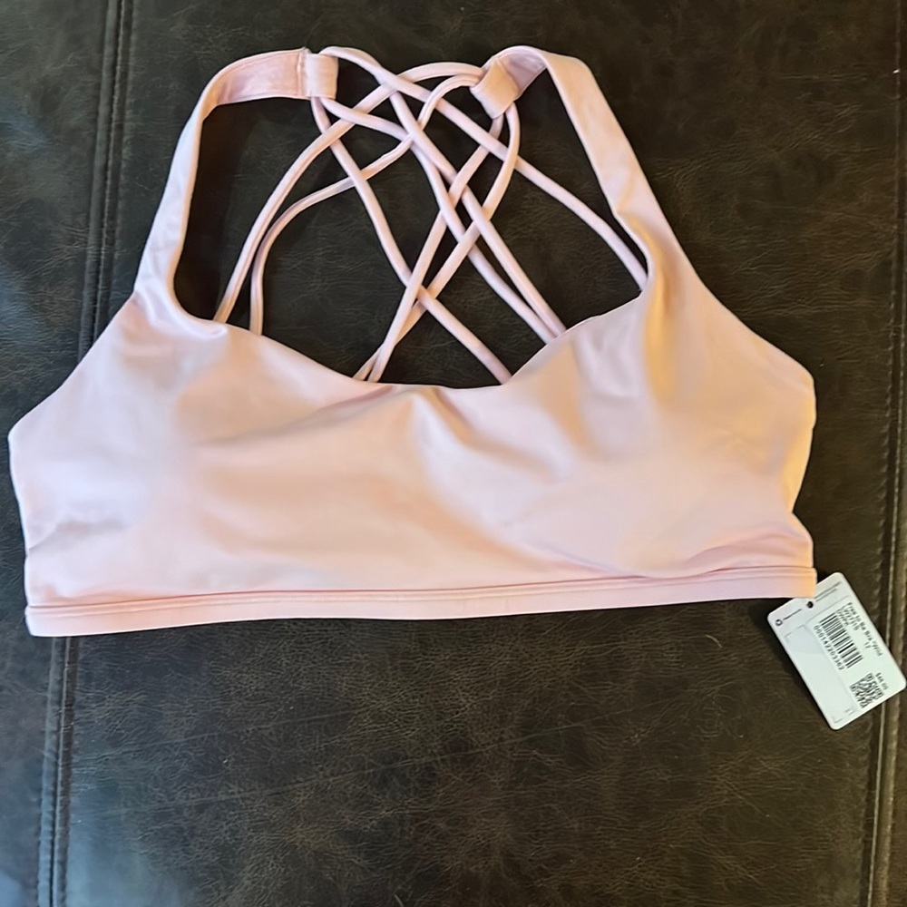 Lululemon pink Free to Be Bra *Wild NWT